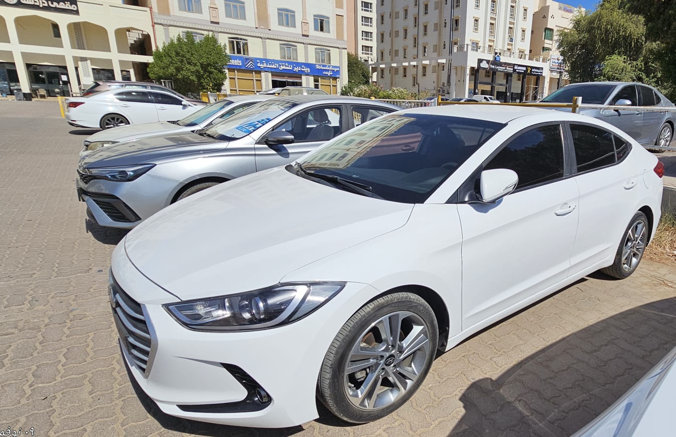 HYUNDAI ELANTRA 2018